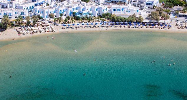 Ο Άγιος Γεώργιος Νάξου η καλύτερη οικογενειακή παραλία της Ευρώπης σύμφωνα με τον Guardian
